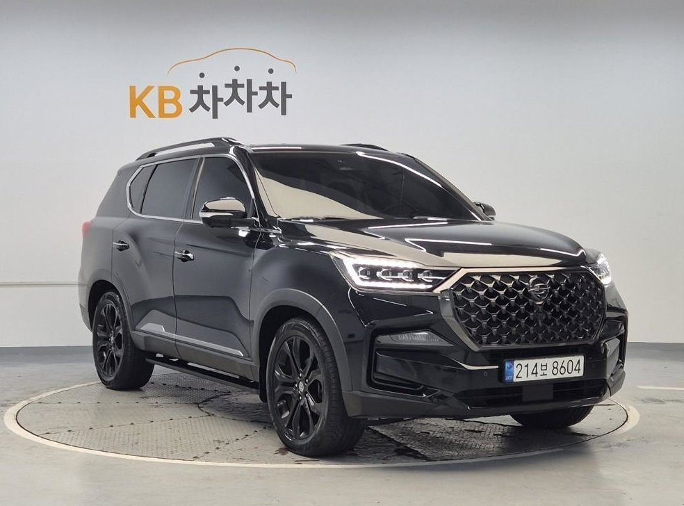 KG모빌리티(쌍용)  렉스턴 디젤 2.2 4WD 더 블랙 사진 4