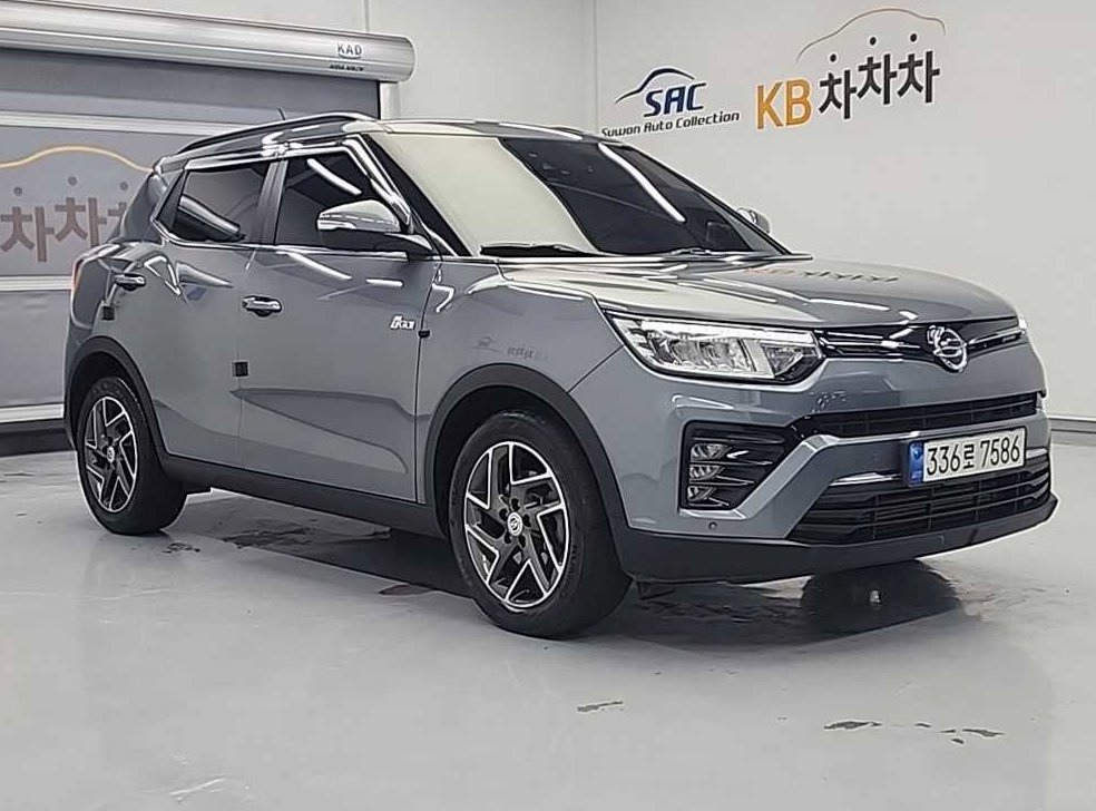 KG모빌리티(쌍용)  티볼리 2WD 가솔린 1.5 사진 4
