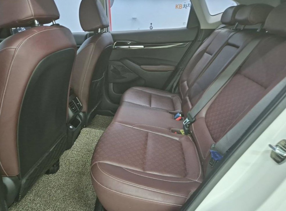 기아 셀토스 가솔린 1.6 터보 2WD 사진 12
