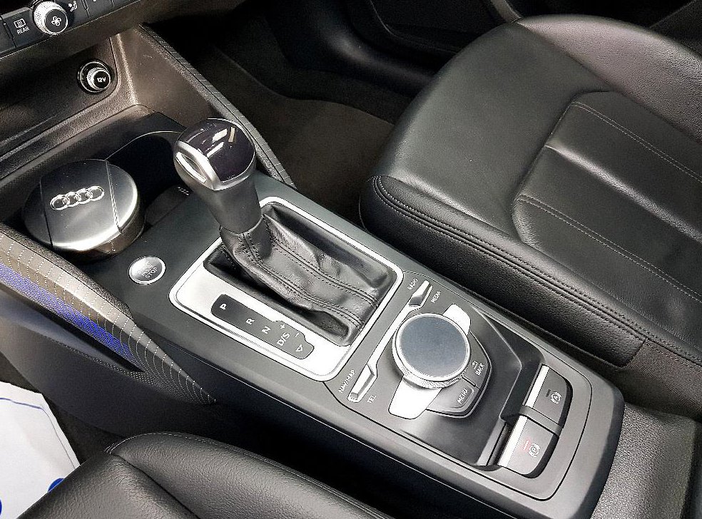 아우디 Q2 35 TDI 프리미엄 사진 12