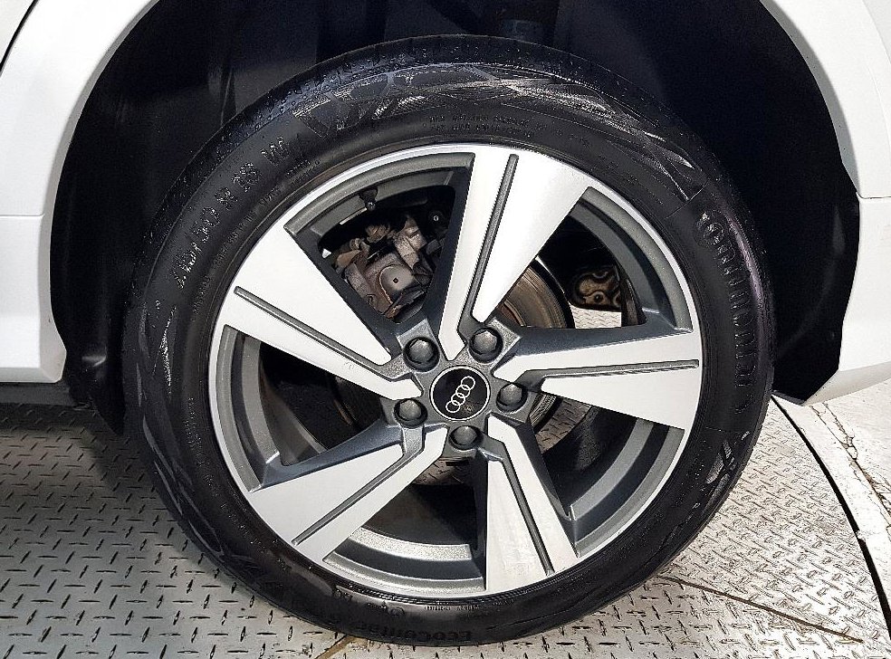 아우디 Q2 35 TDI 프리미엄 사진 20