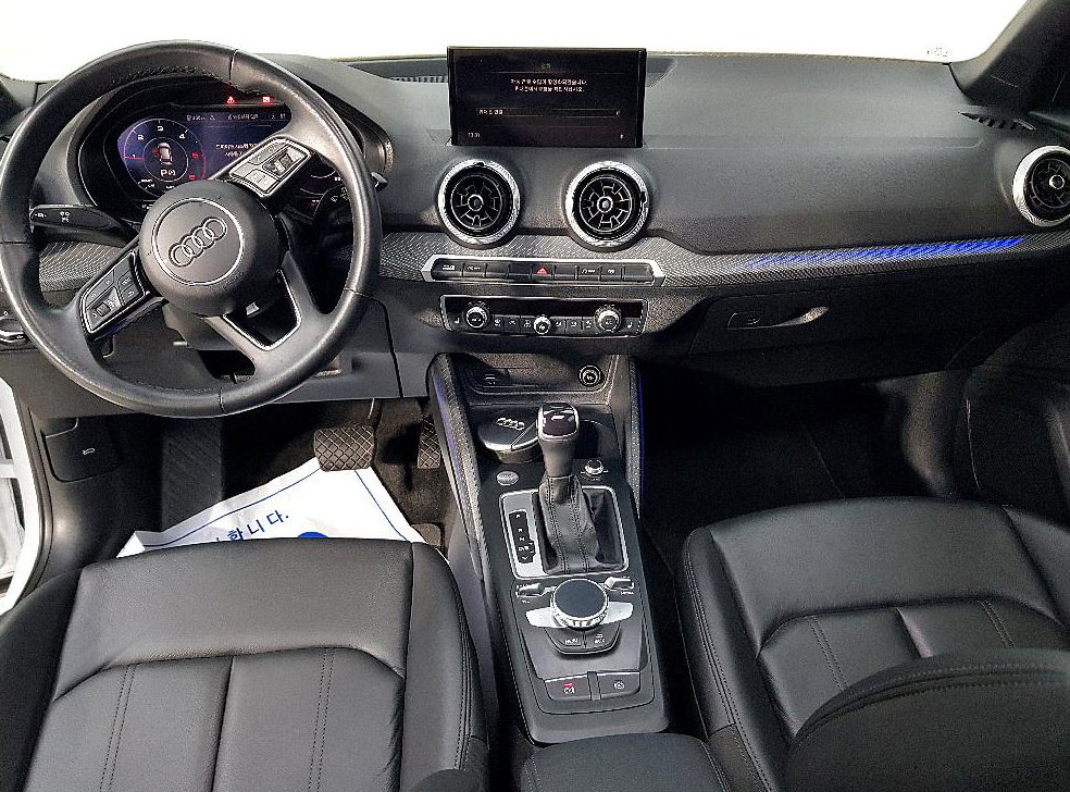 아우디 Q2 35 TDI 프리미엄 사진 5