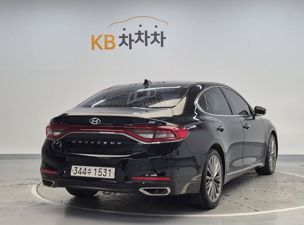 현대 그랜저 3.0 GDI 모던 베이직(렌터카) 사진 3