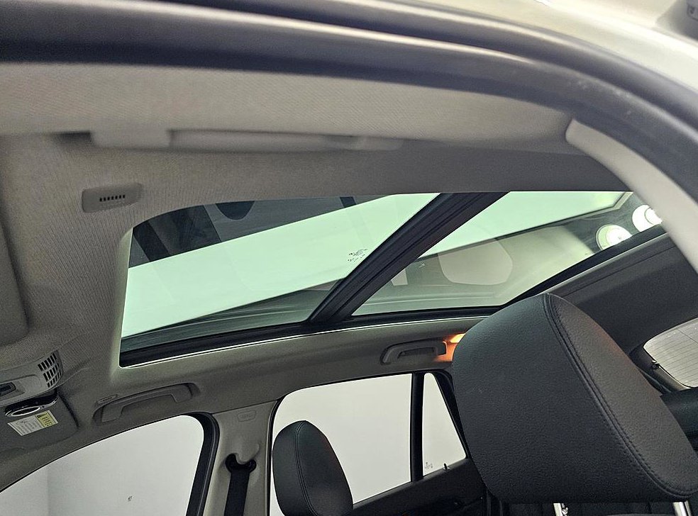 BMW X1 xDrive 18d 사진 11