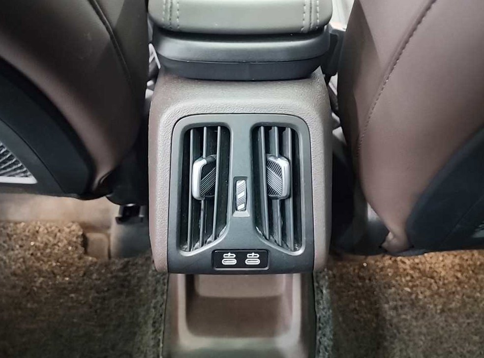 BMW X1 xDrive 20i M 스포츠 사진 13