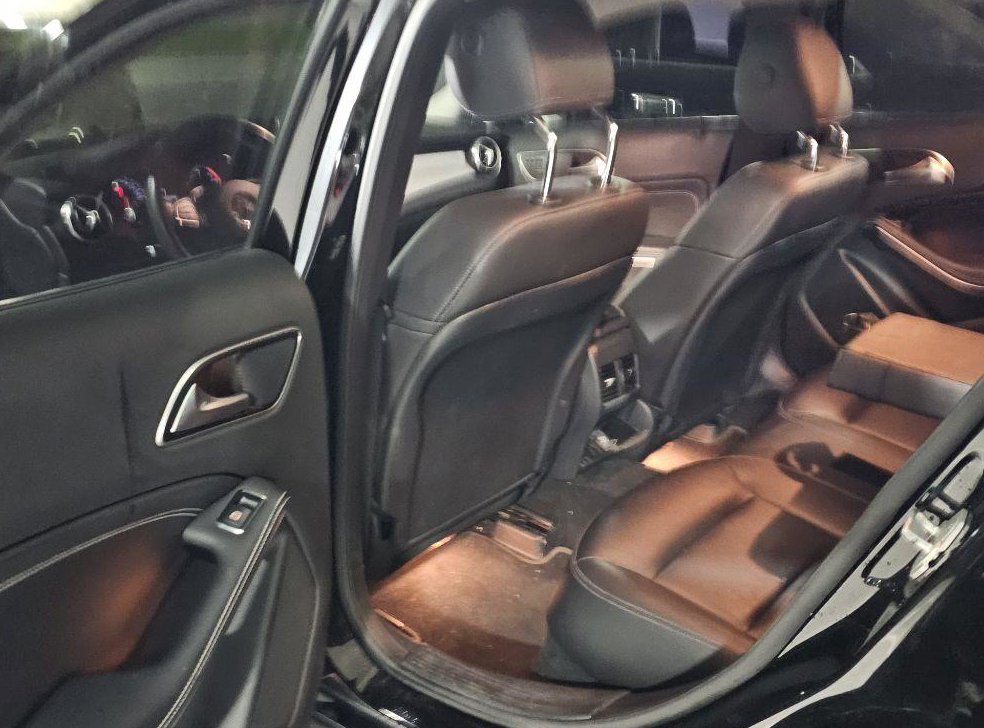 벤츠 GLA 클래스 GLA200 D 사진 14