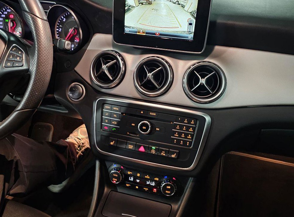 벤츠 GLA 클래스 GLA200 D 사진 20