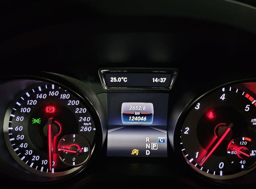 벤츠 GLA 클래스 GLA200 D 사진 5