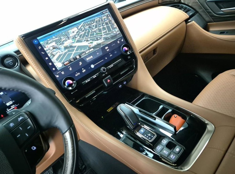 토요타 알파드 2.5 HEV AWD 사진 10