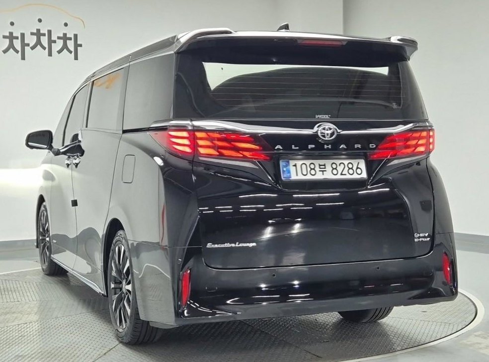 토요타 알파드 2.5 HEV AWD 사진 2