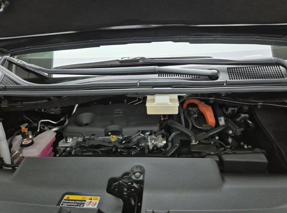 토요타 알파드 2.5 HEV AWD 사진 5
