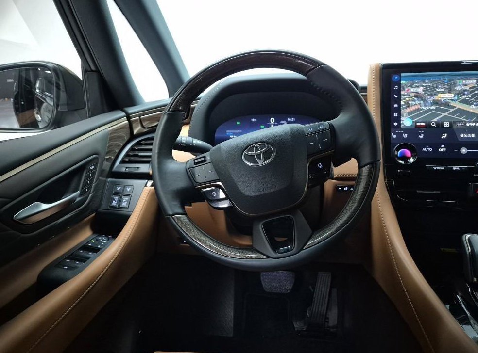 토요타 알파드 2.5 HEV AWD 사진 9