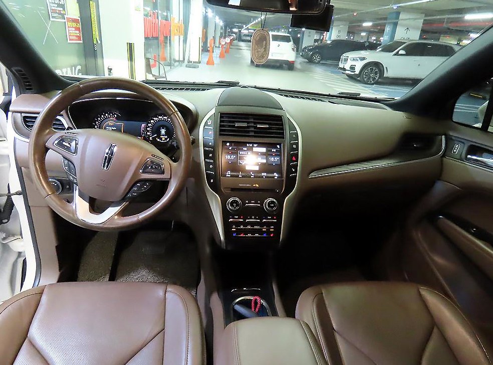 링컨 MKC 2.0 AWD 사진 10
