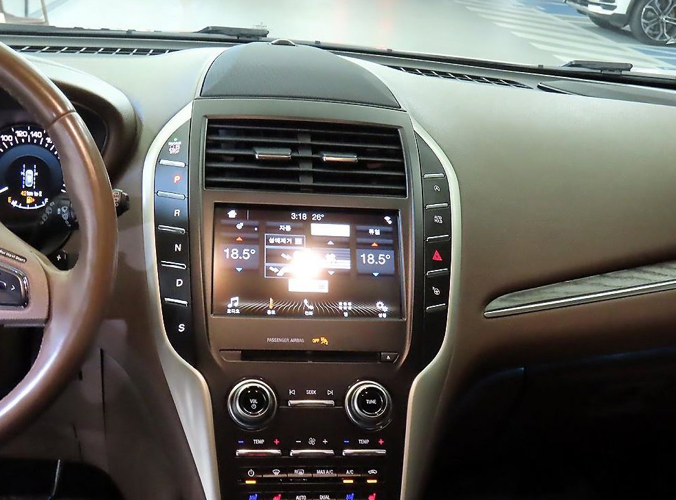 링컨 MKC 2.0 AWD 사진 11