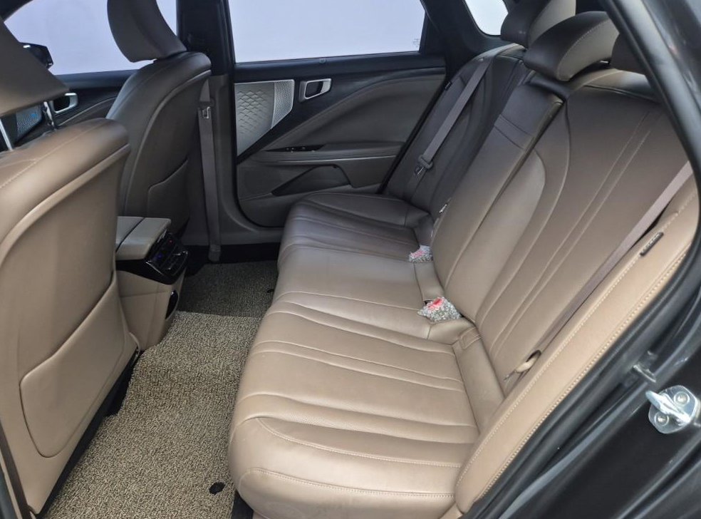 기아 K8 2.5 2WD 사진 12