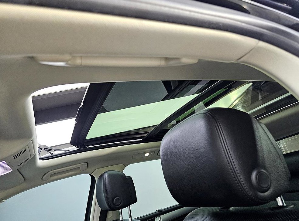 폭스바겐 투아렉 V6 3.0 TDI 블루모션 프리미엄 사진 12