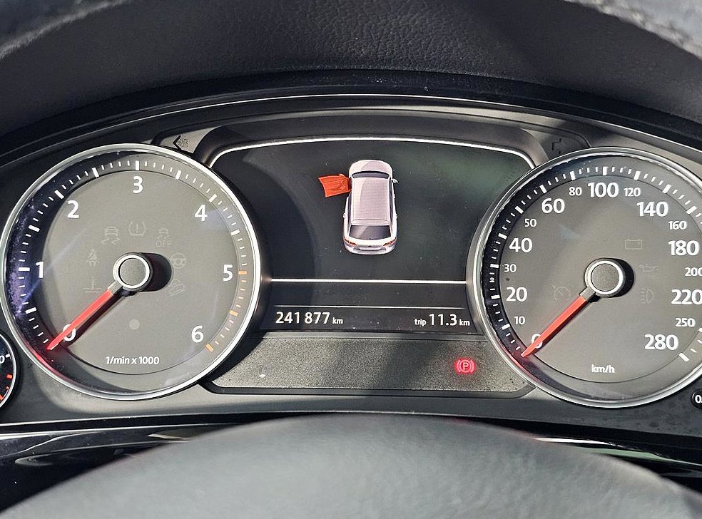 폭스바겐 투아렉 V6 3.0 TDI 블루모션 프리미엄 사진 7