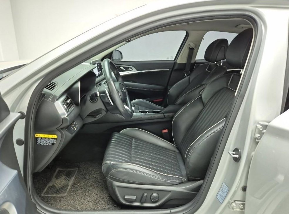 제네시스 G70 2.0T AWD 사진 11