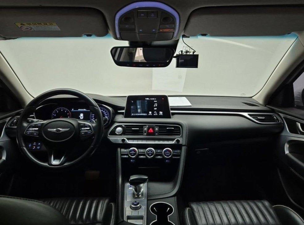 제네시스 G70 2.0T AWD 사진 7