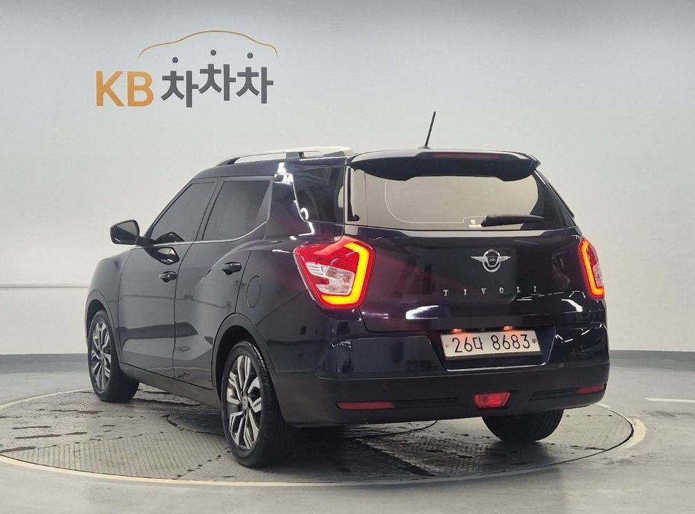 KG모빌리티(쌍용)  티볼리 2WD 가솔린 1.6 IX 사진 2