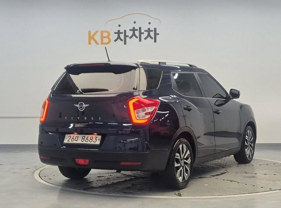 KG모빌리티(쌍용)  티볼리 2WD 가솔린 1.6 IX 사진 3