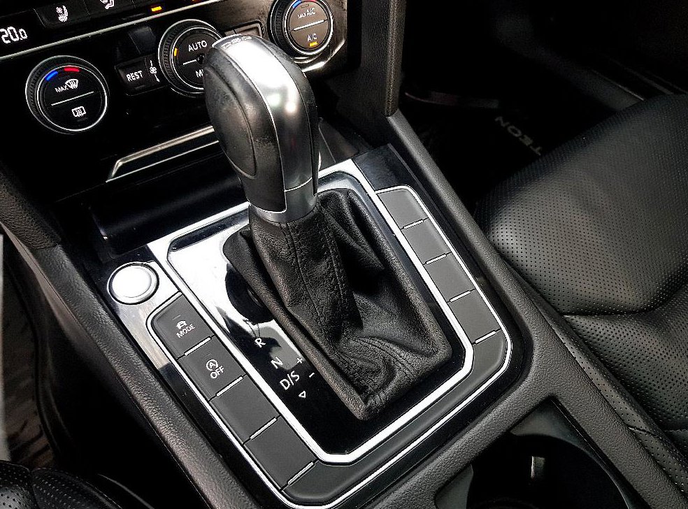 폭스바겐 아테온 2.0 TDI 엘레강스 프레스티지 사진 12