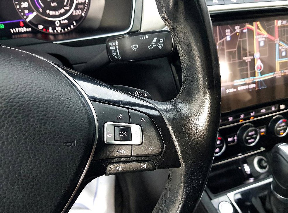 폭스바겐 아테온 2.0 TDI 엘레강스 프레스티지 사진 13
