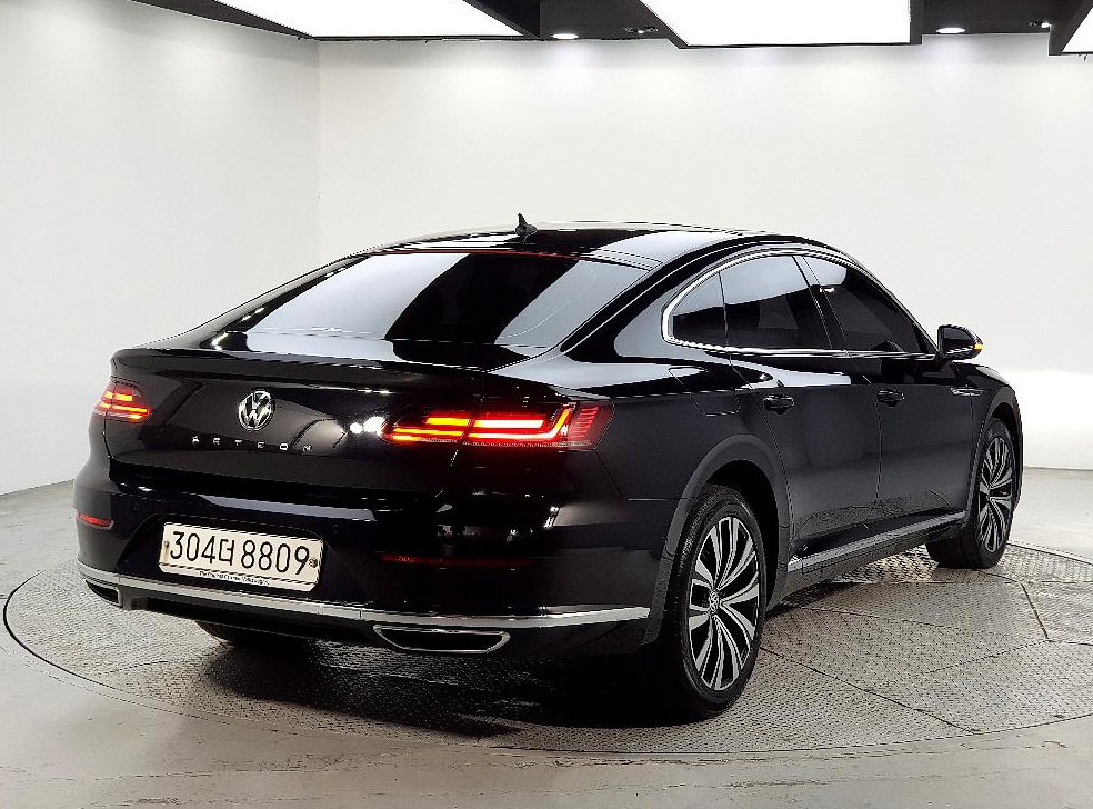 폭스바겐 아테온 2.0 TDI 엘레강스 프레스티지 사진 4