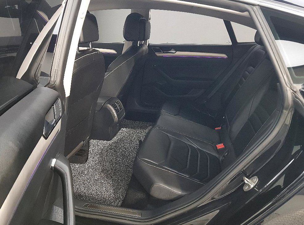 폭스바겐 아테온 2.0 TDI 엘레강스 프레스티지 사진 9