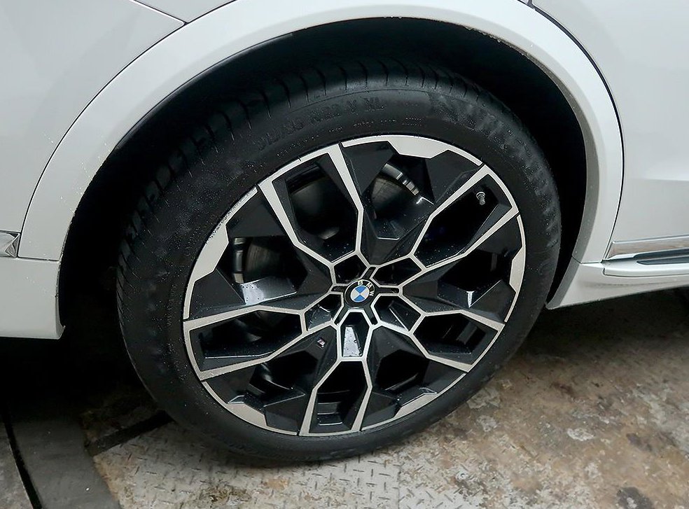 BMW X7 xDrive 40i M 스포츠 사진 7