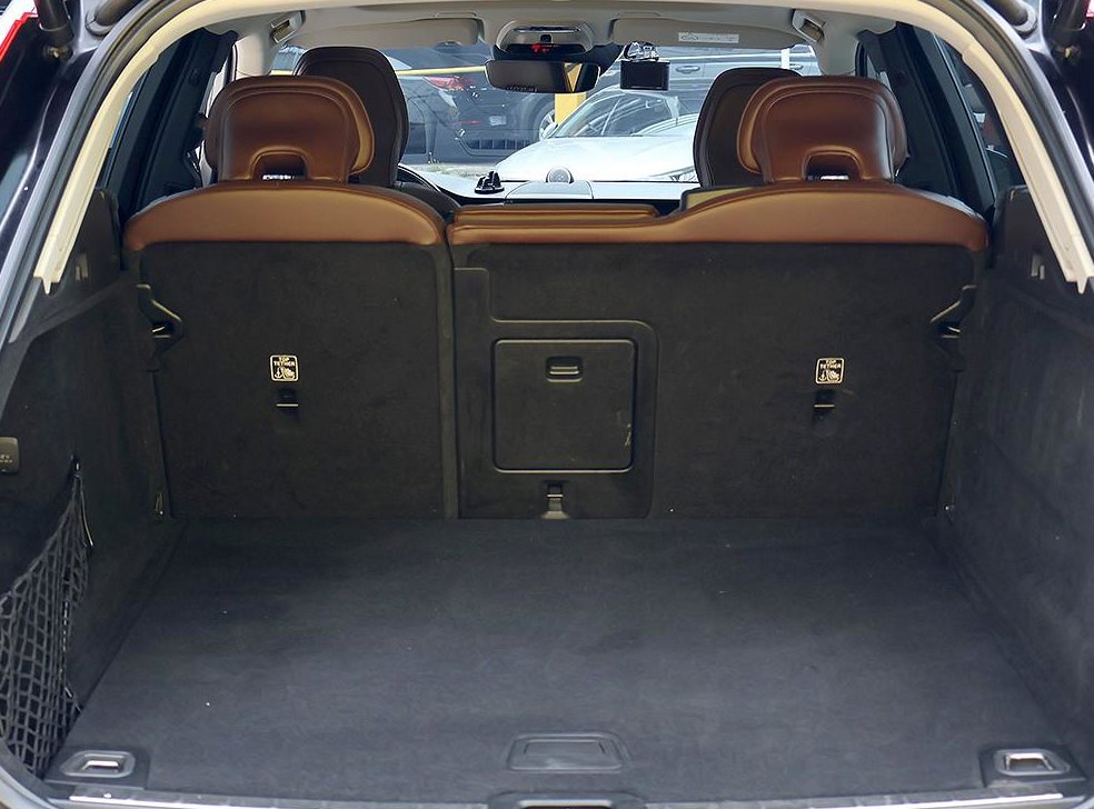 볼보 XC60 D5 AWD 인스크립션 사진 14