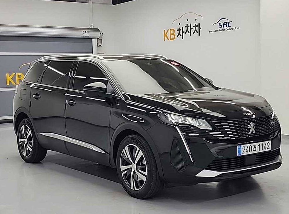 푸조 5008 1.2 Pure Tech GT 사진 4