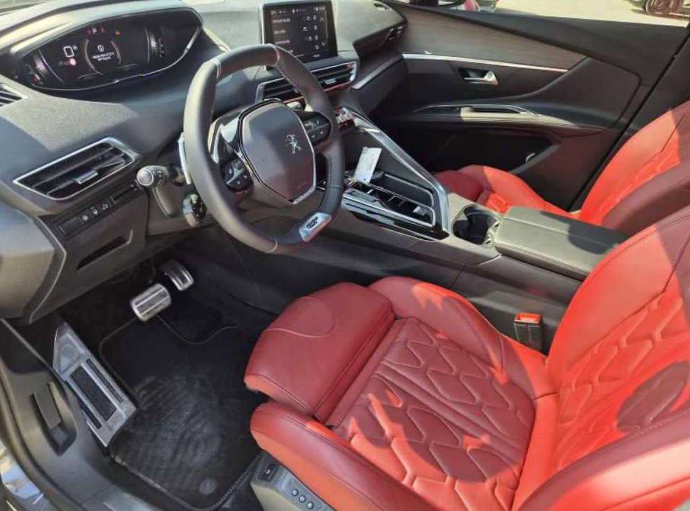 푸조 5008 1.2 Pure Tech GT 사진 11