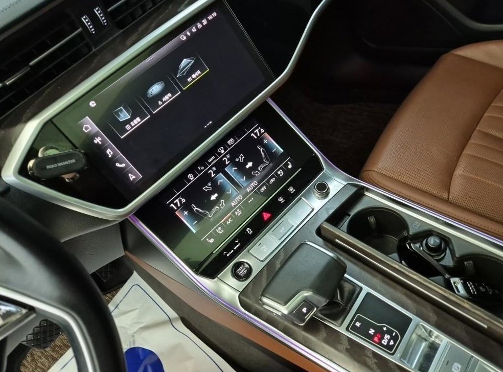 아우디 A6 45 TFSI 프리미엄 사진 10