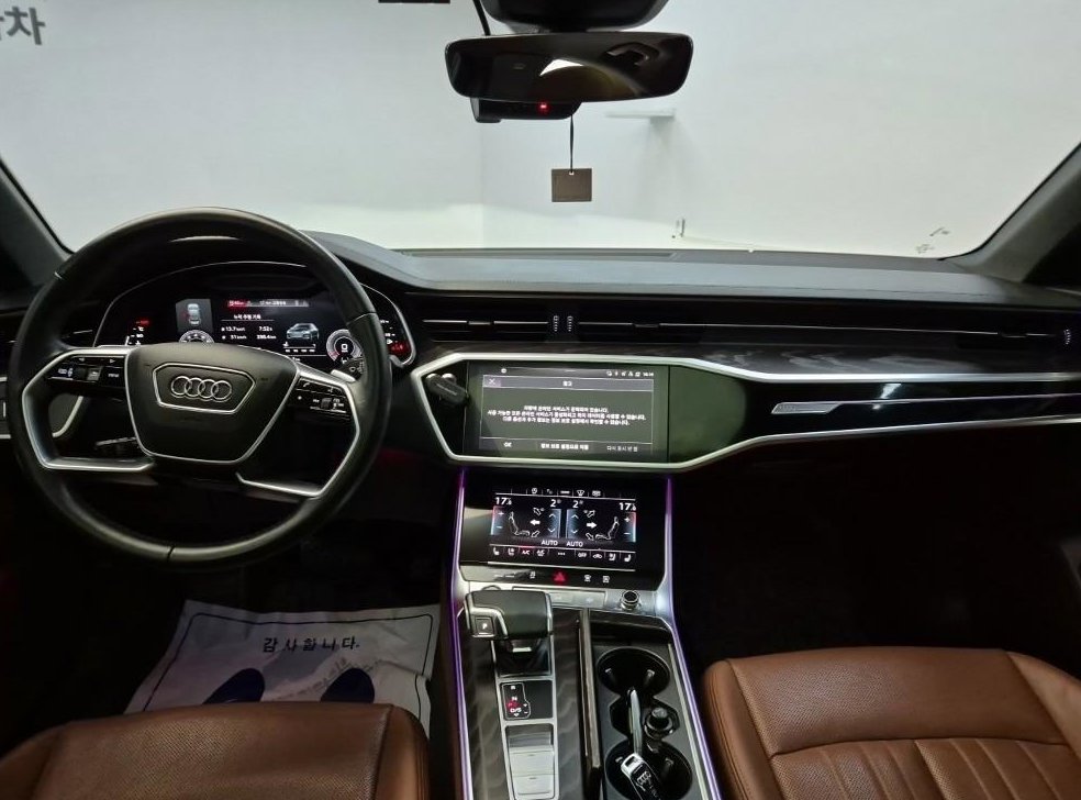 아우디 A6 45 TFSI 프리미엄 사진 7
