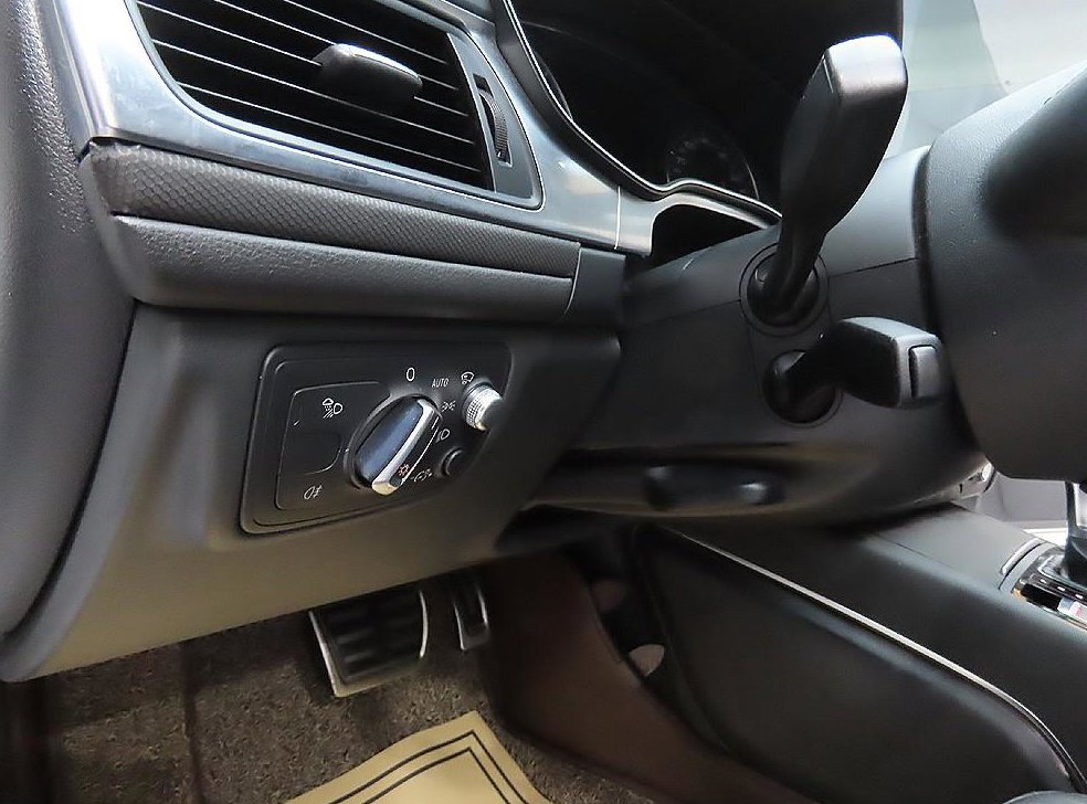 아우디 A6 2.0 TFSI 콰트로 사진 12