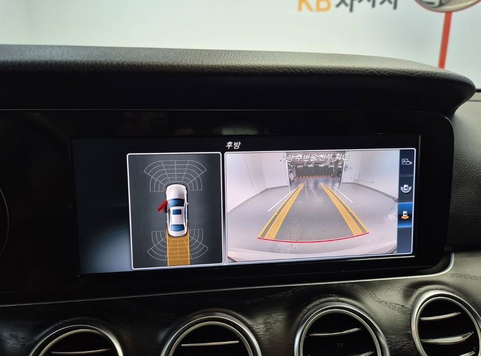 벤츠 E 클래스 E220d 아방가르드 사진 15