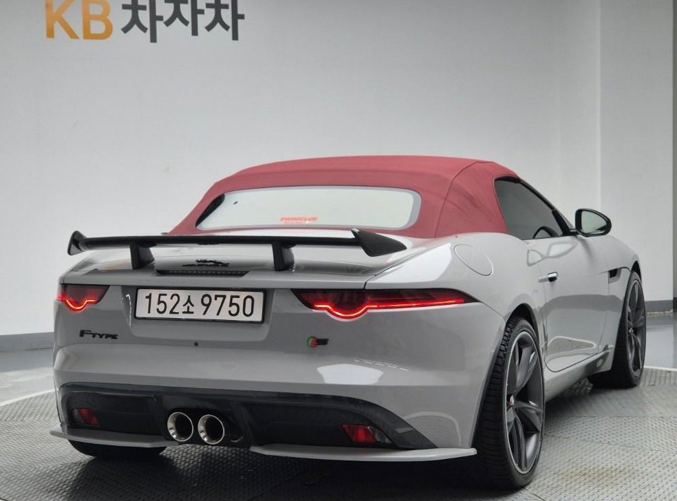 재규어 F-TYPE 3.0 S 컨버터블 사진 3