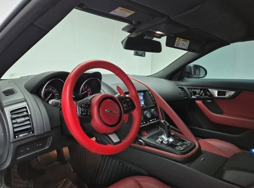 재규어 F-TYPE 3.0 S 컨버터블 사진 7