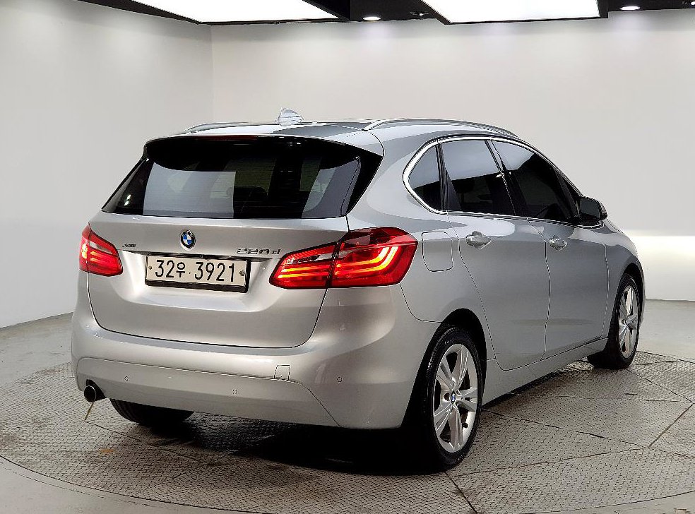 BMW 2시리즈 조이 사진 4