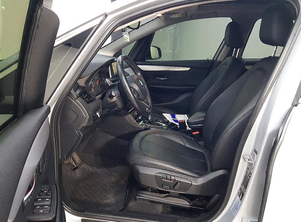 BMW 2시리즈 조이 사진 8