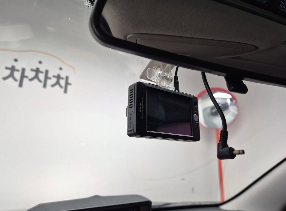 KG모빌리티(쌍용)  티볼리 디젤 2WD 1.6 LX 사진 15