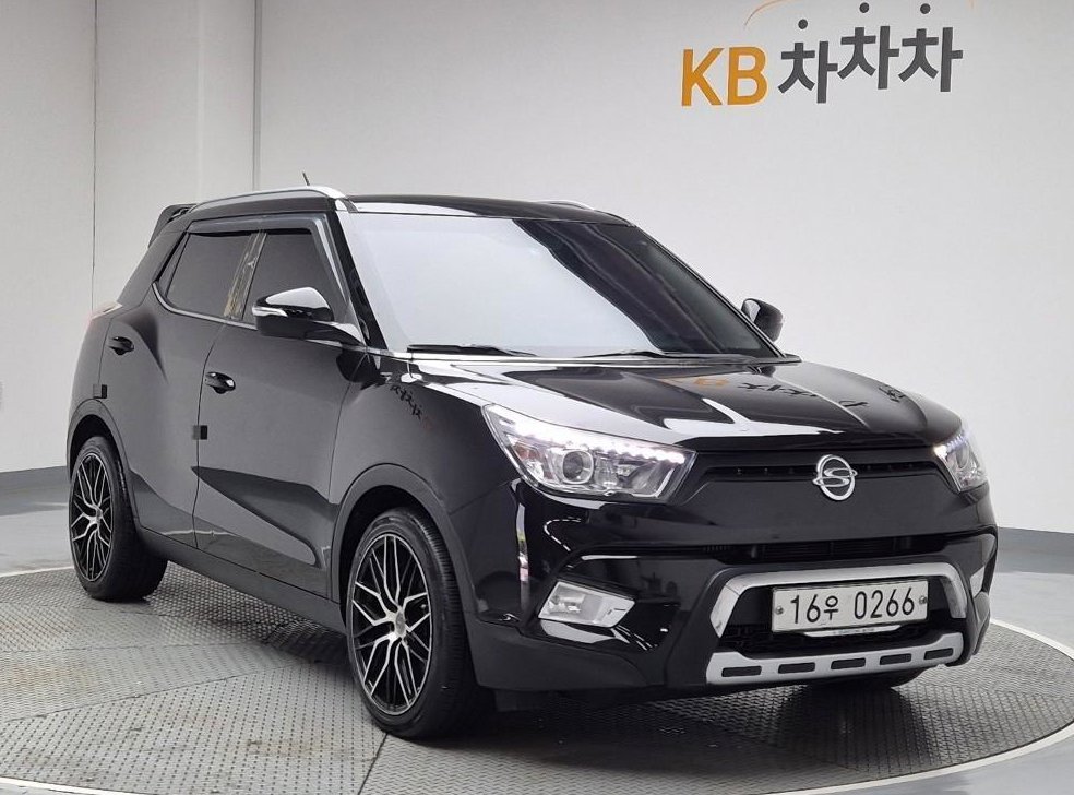 KG모빌리티(쌍용)  티볼리 디젤 2WD 1.6 LX 사진 4