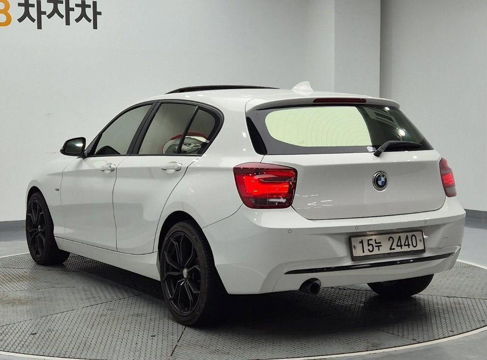 BMW 1시리즈 120d 스포츠 팩 1 사진 2
