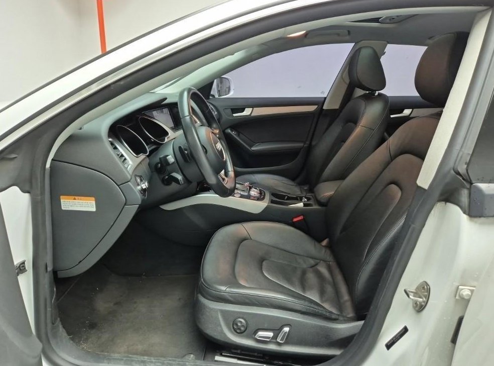 아우디 A5 2.0 TDI 콰트로 스포츠백 사진 14