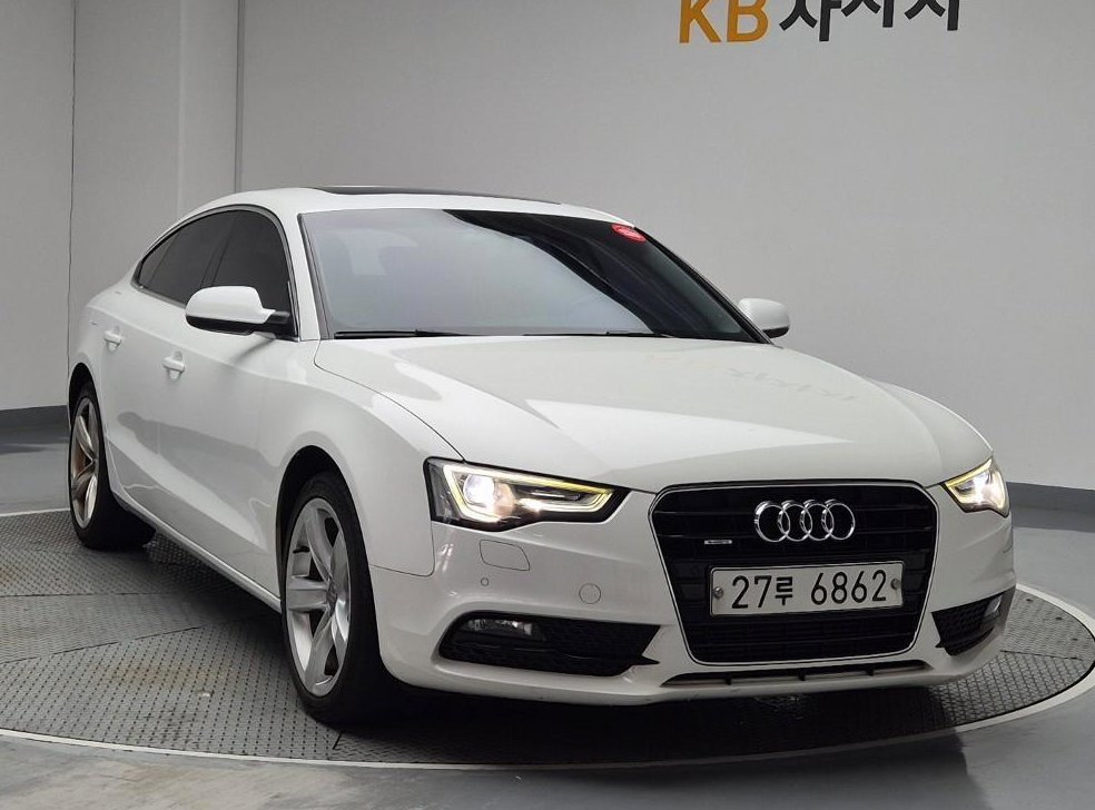 아우디 A5 2.0 TDI 콰트로 스포츠백 사진 2
