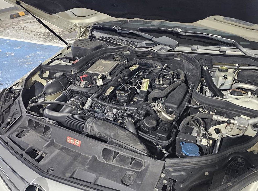 벤츠 C 클래스 C220 CDI 아방가르드 사진 6