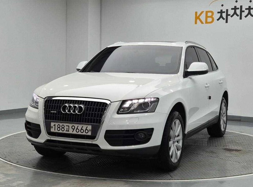 아우디 Q5 2.0 TDI 콰트로