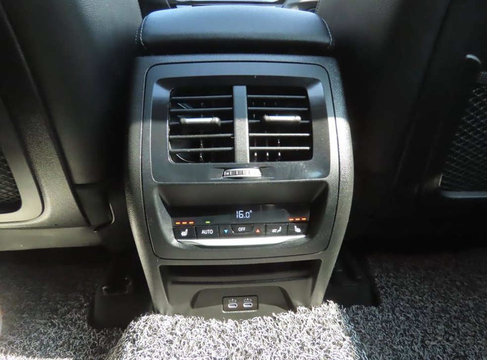 BMW X3 xDrive 20i xLine 사진 8