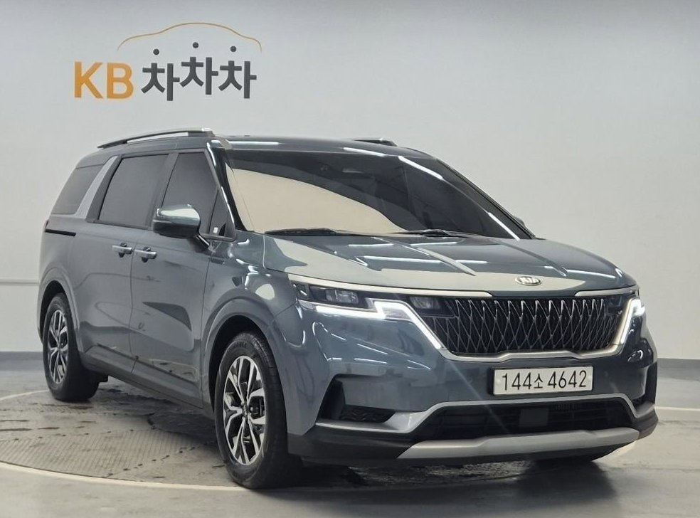 기아 카니발 가솔린 9인승 프레스티지 사진 2